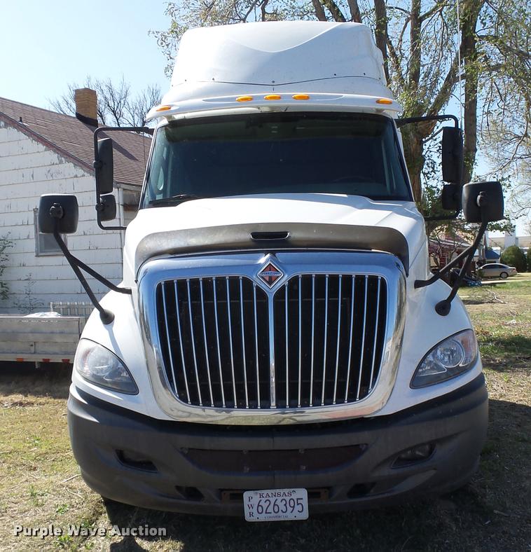 image for item DB2515 2010 International ProStar 6X45 semi truck