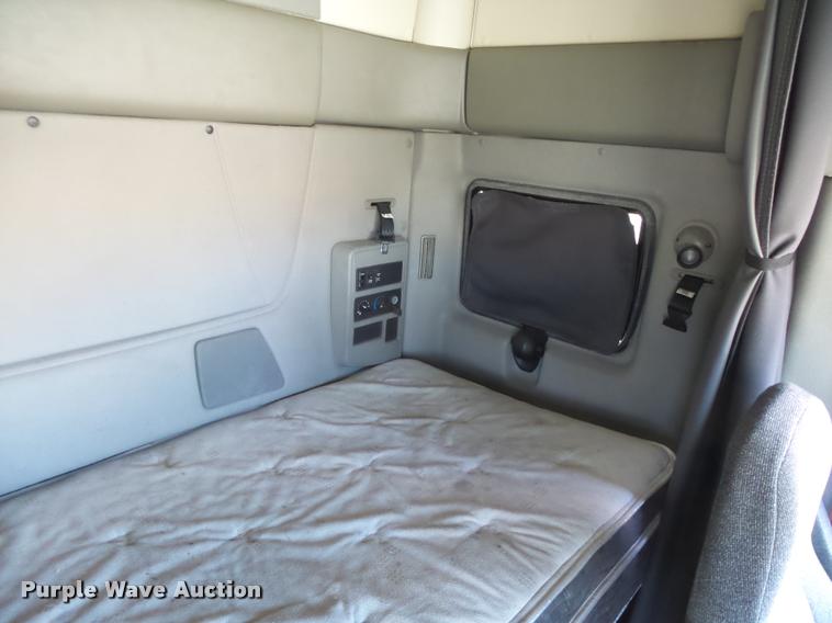 image for item DB2515 2010 International ProStar 6X45 semi truck