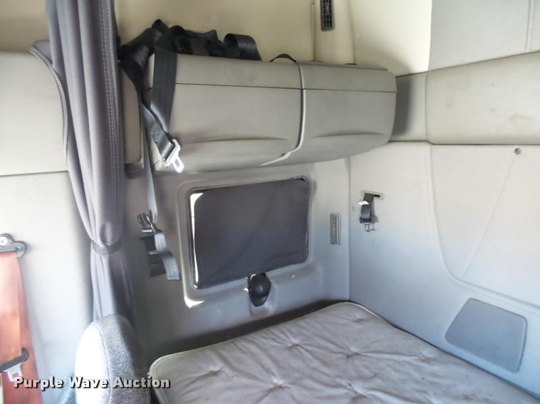 image for item DB2515 2010 International ProStar 6X45 semi truck