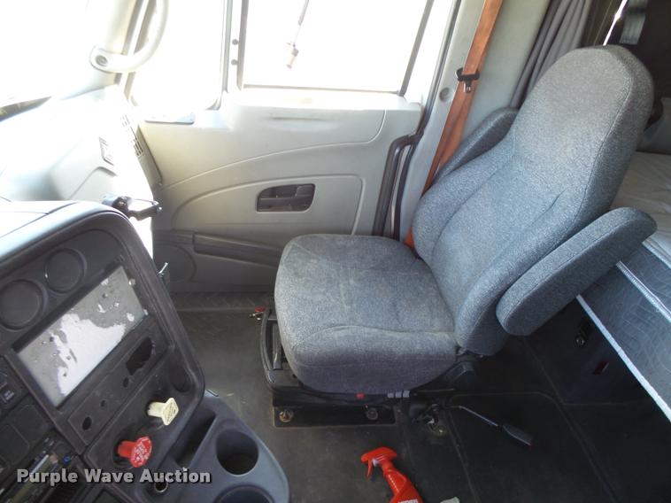 image for item DB2515 2010 International ProStar 6X45 semi truck