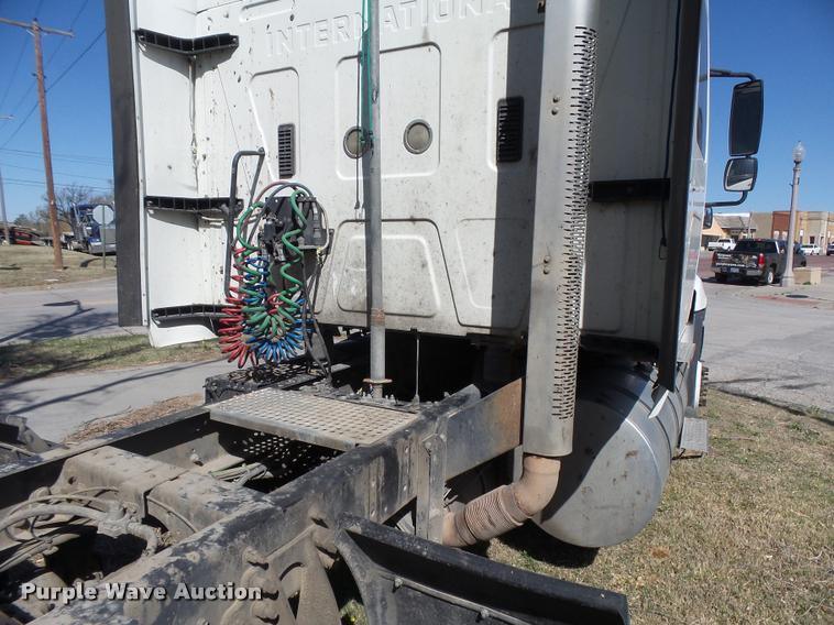 image for item DB2515 2010 International ProStar 6X45 semi truck
