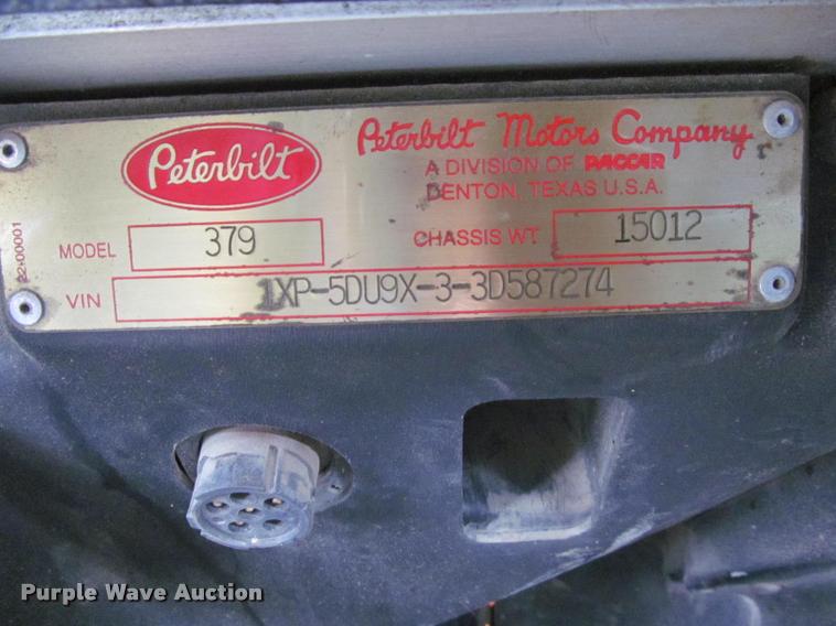 image for item J2561 2003 Peterbilt 379 semi truck
