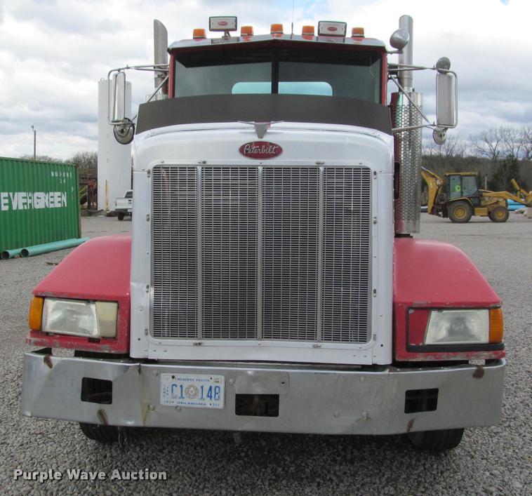 image for item K4948 1988 Peterbilt 377 semi truck