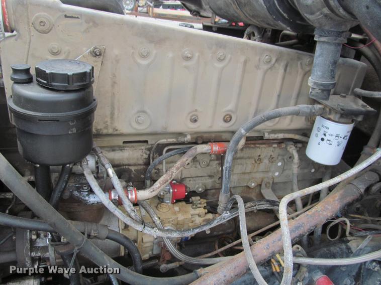 image for item K4948 1988 Peterbilt 377 semi truck