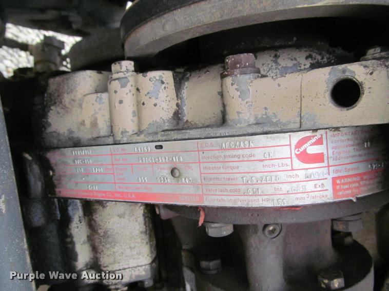 image for item K4948 1988 Peterbilt 377 semi truck