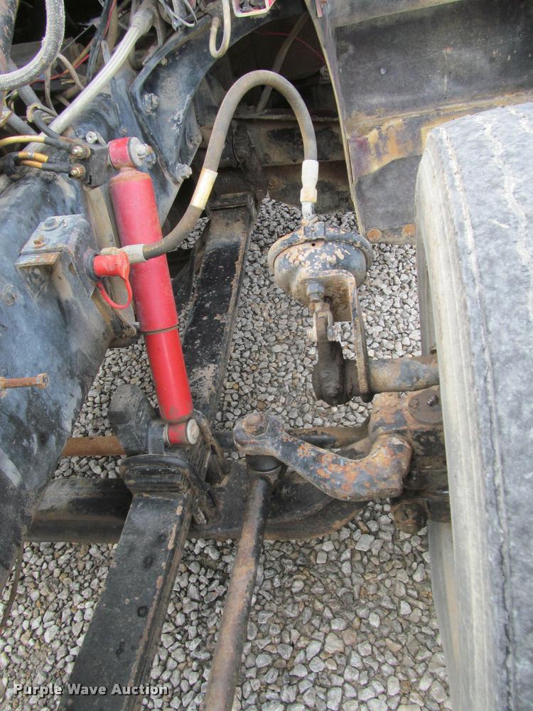 image for item K4948 1988 Peterbilt 377 semi truck