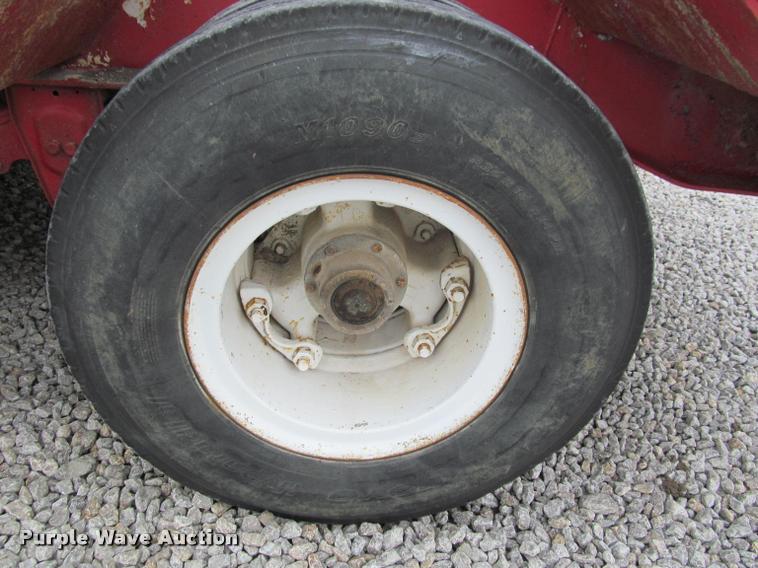 image for item K4949 1979 Holden drop deck equipment trailer