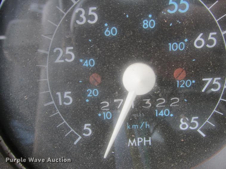 image for item K6155 1983 GMC General semi truck