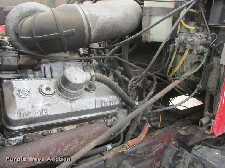 image for item K6155 1983 GMC General semi truck