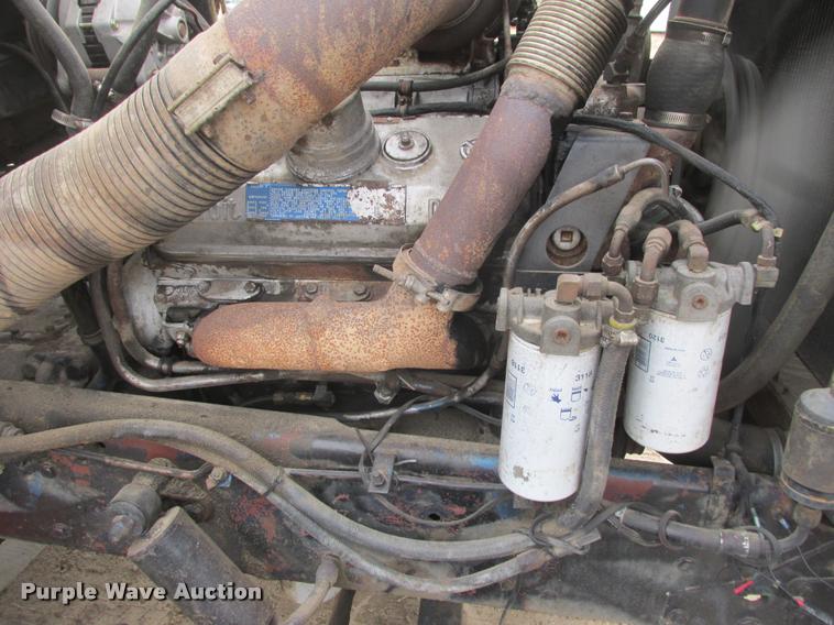 image for item K6155 1983 GMC General semi truck