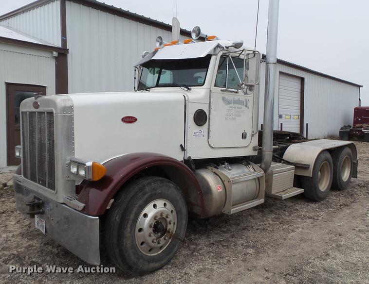 image for item L1537 1996 Peterbilt 378 semi truck