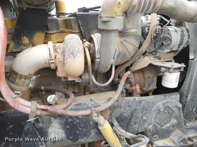 image for item L1537 1996 Peterbilt 378 semi truck