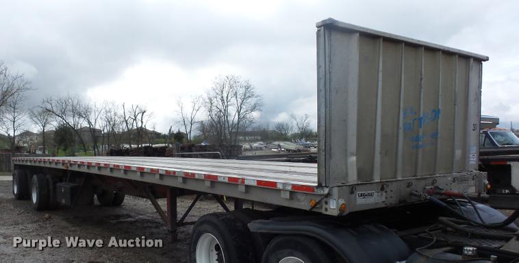 image for item L4663 2003 Wilson CF900 flatbed trailer