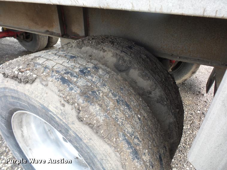 image for item L4663 2003 Wilson CF900 flatbed trailer