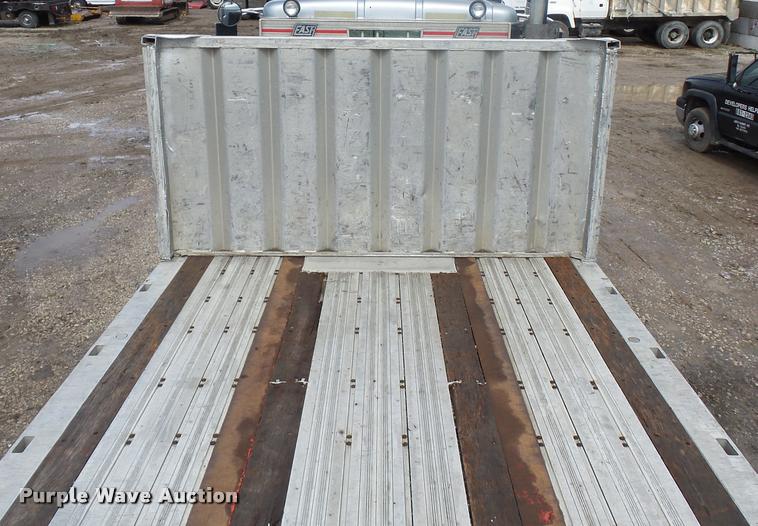 image for item L4663 2003 Wilson CF900 flatbed trailer