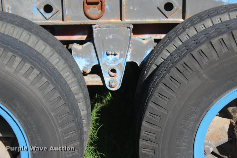 image for item L4906 2005 shop built pipe trailer