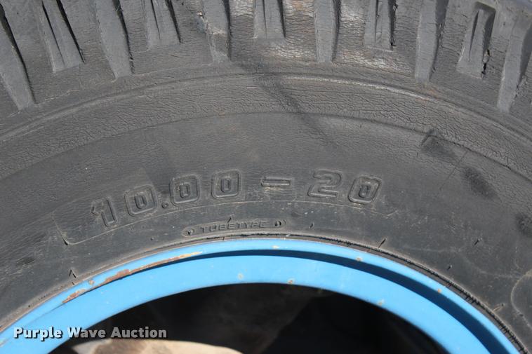 image for item L4906 2005 shop built pipe trailer