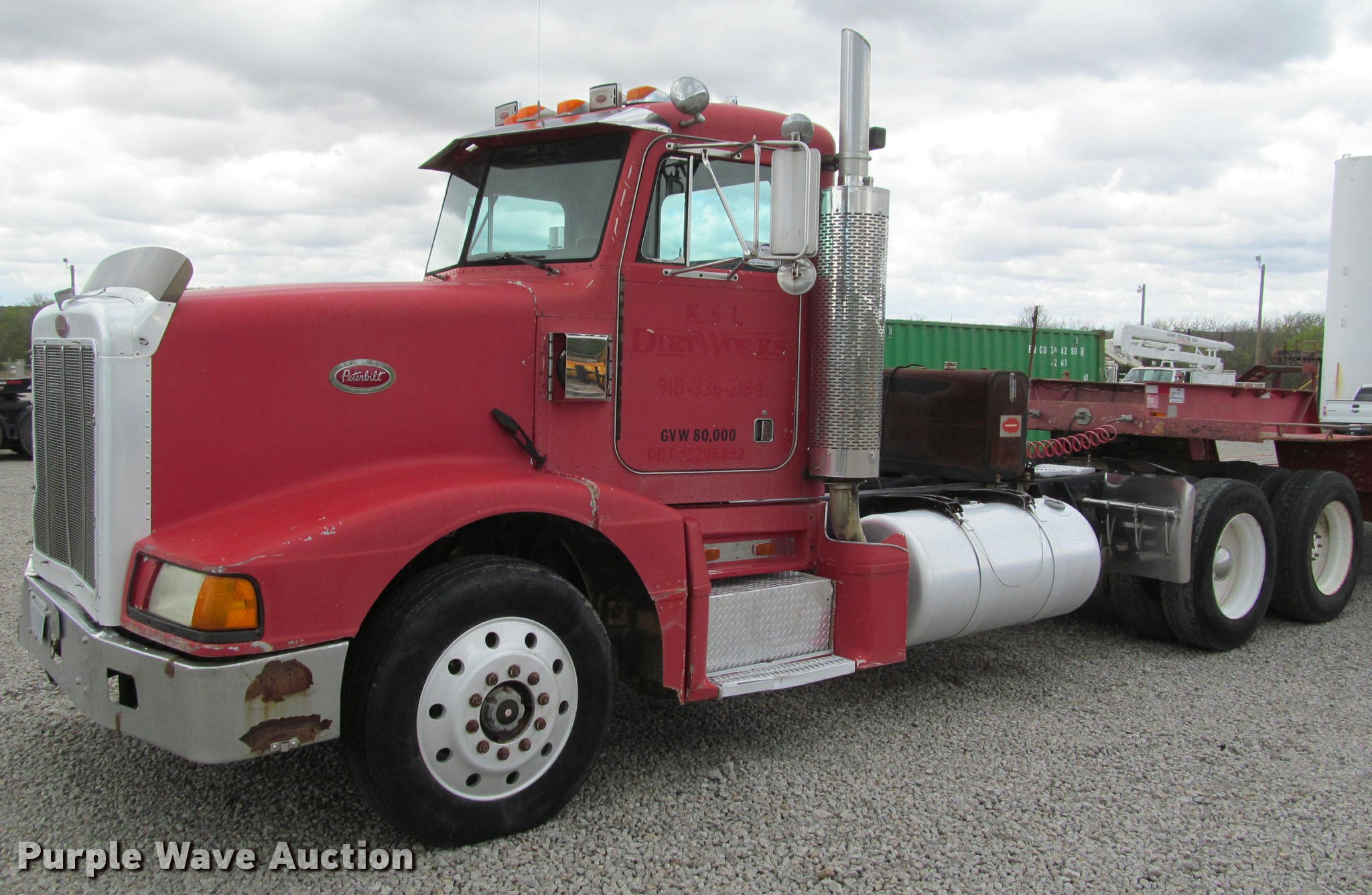 1988 Peterbilt 377 semi truck in Bartlesville, OK Item K4948 sold