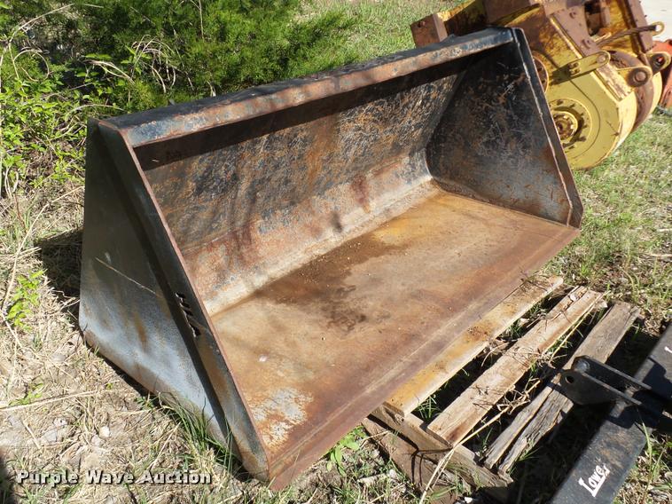image for item AP9269 HLA skid steer bucket