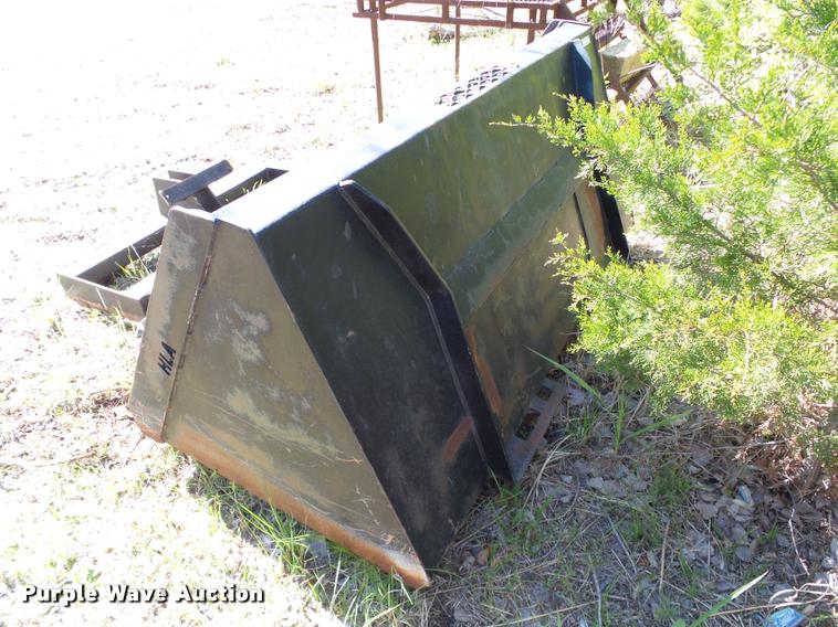 image for item AP9269 HLA skid steer bucket