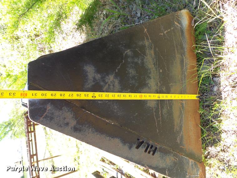 image for item AP9269 HLA skid steer bucket
