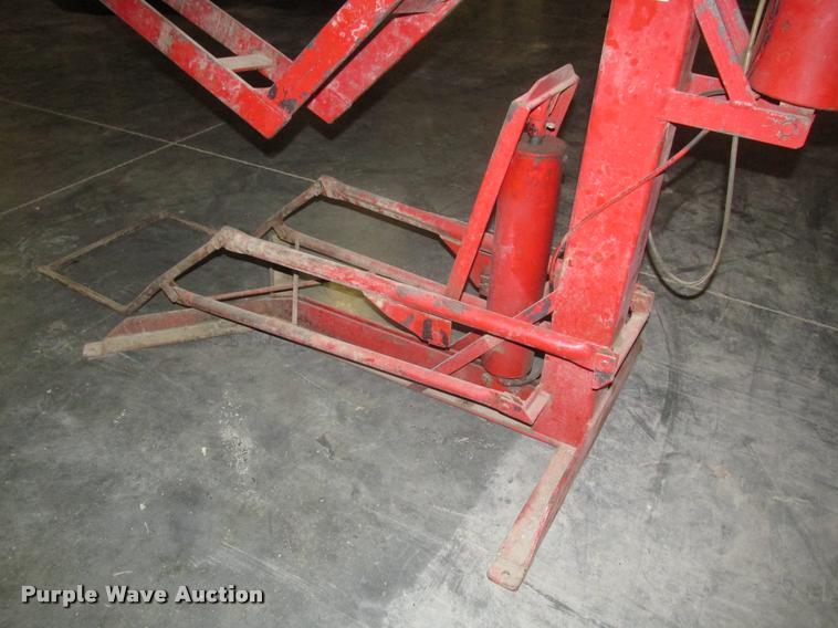 image for item AU9546 Branick EF tire spreader