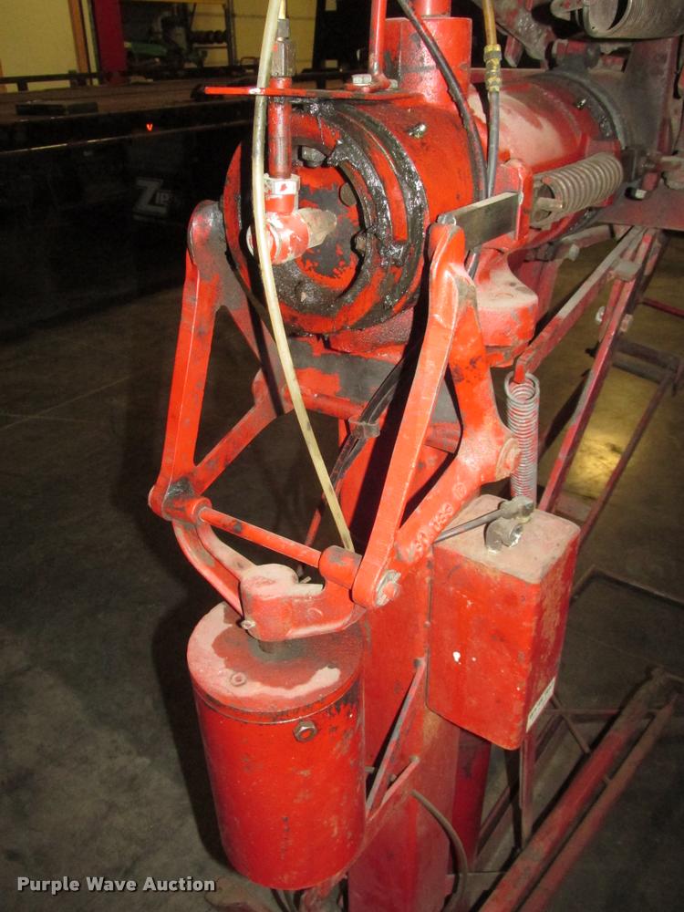 image for item AU9546 Branick EF tire spreader