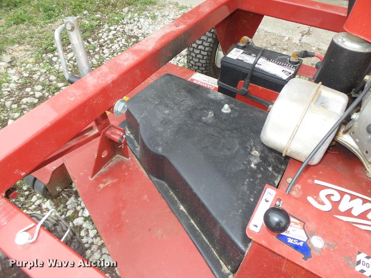 image for item AU9582 Swisher T1360 finish mower