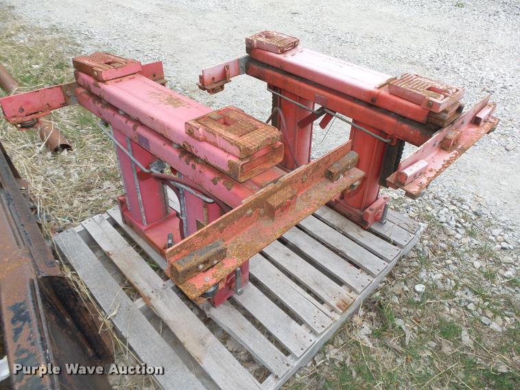 image for item AU9584 (2) Hunter rolling bridge jacks
