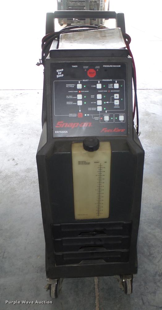 image for item AU9585 Snap-on EEFS305A Fuel Kare pressure vacuum tester