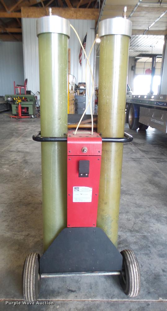 image for item AU9586 RTI Technologies VCX-1 vacuum coolant exchanger