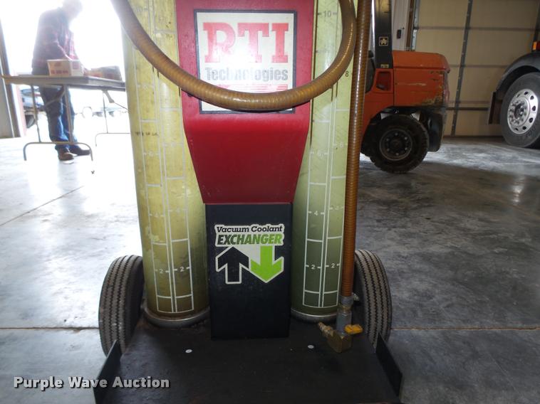 image for item AU9586 RTI Technologies VCX-1 vacuum coolant exchanger