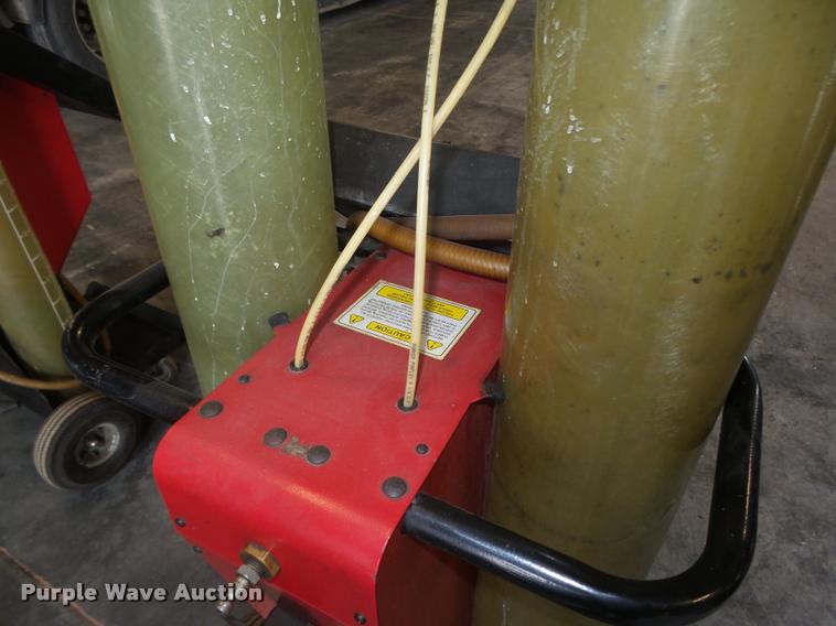 image for item AU9586 RTI Technologies VCX-1 vacuum coolant exchanger