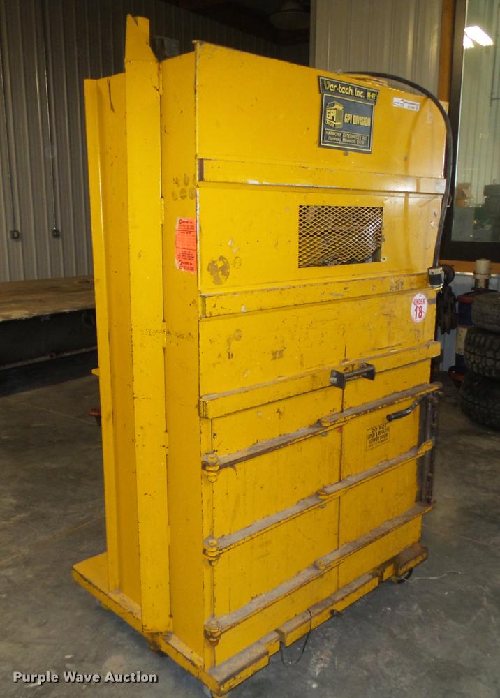 image for item AU9590 Vertech M-42 cardboard baler