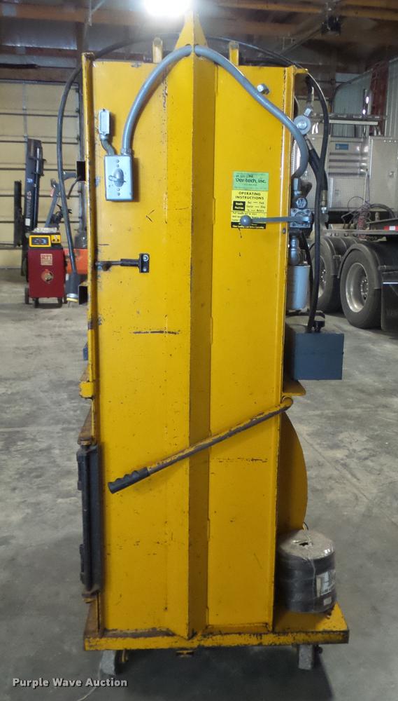 image for item AU9590 Vertech M-42 cardboard baler