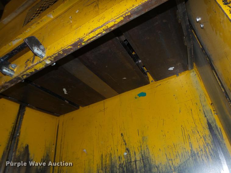 image for item AU9590 Vertech M-42 cardboard baler