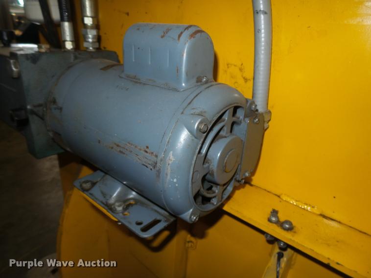 image for item AU9590 Vertech M-42 cardboard baler