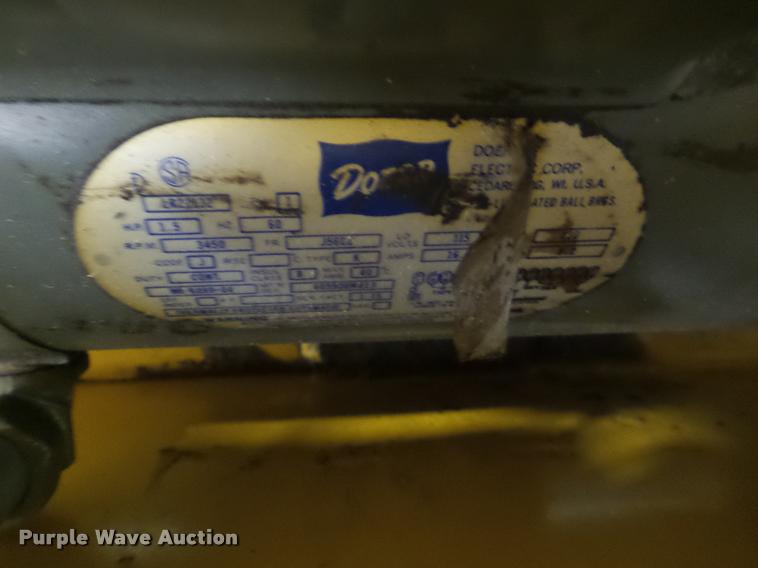 image for item AU9590 Vertech M-42 cardboard baler