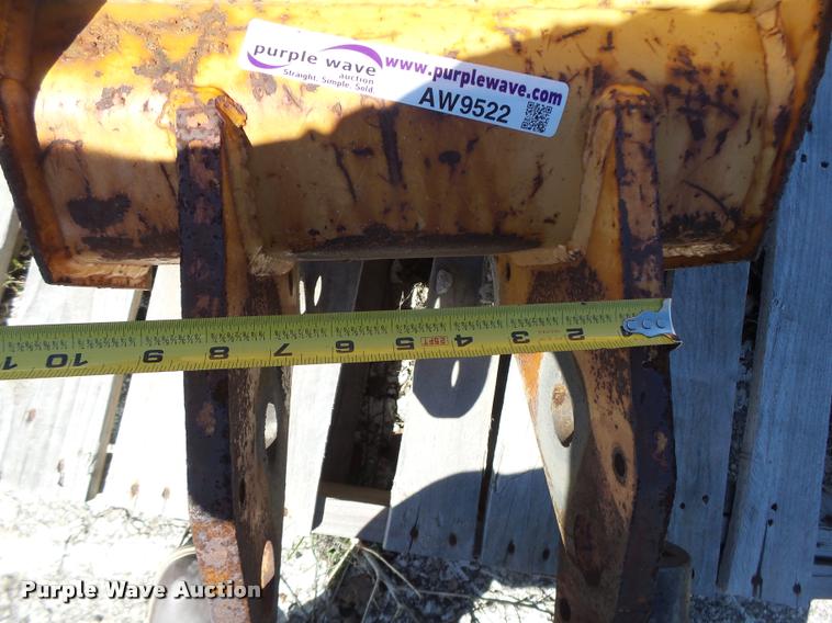 image for item AW9522 18"W bucket