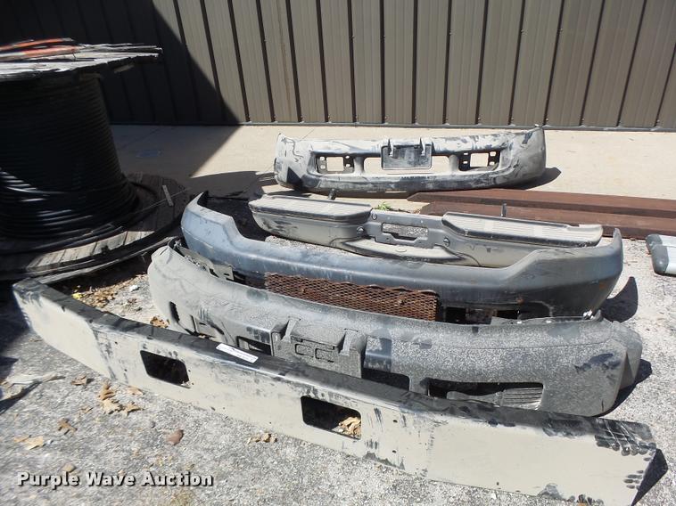 image for item AW9531 Bumpers and truck boards