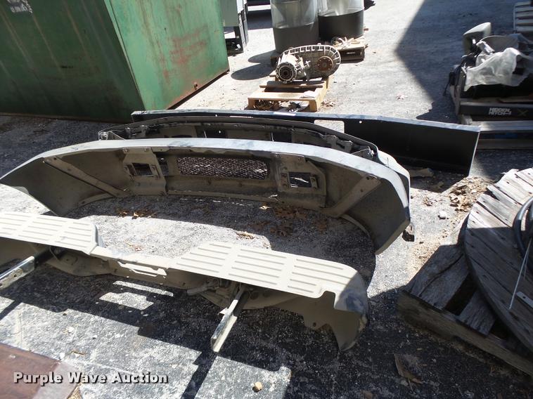 image for item AW9531 Bumpers and truck boards