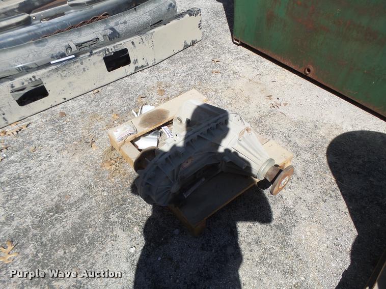 image for item AW9533 Ford transfer case