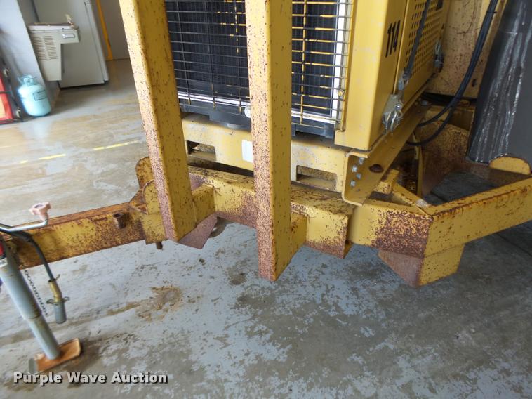 image for item AW9537 Bandit 250XP wood chipper