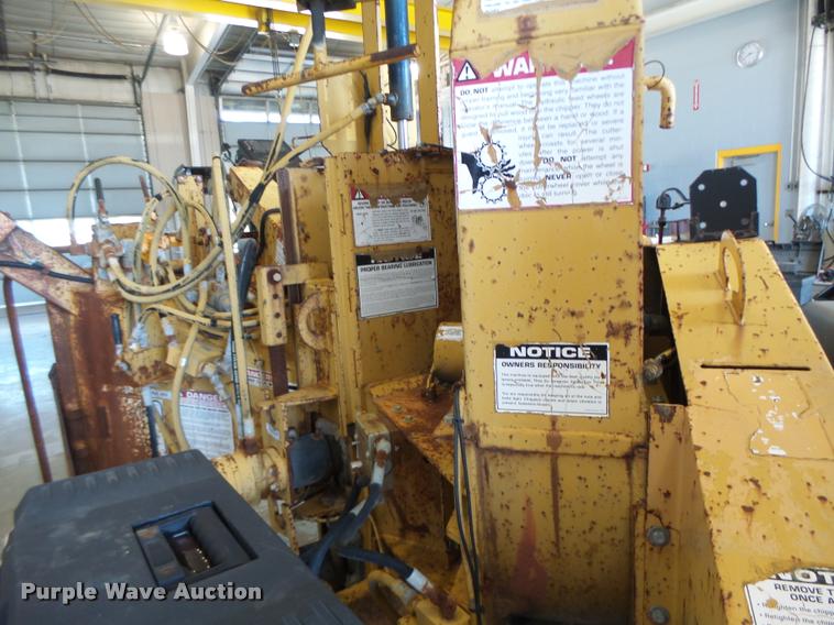 image for item AW9537 Bandit 250XP wood chipper