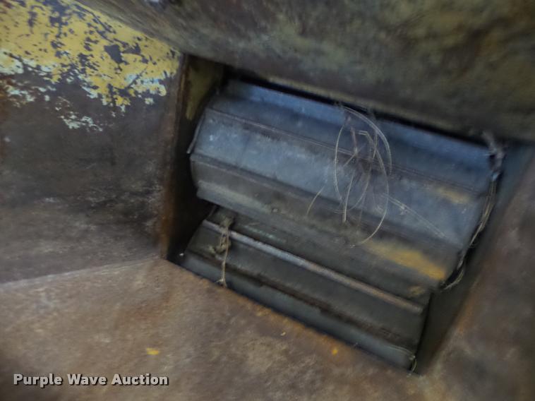 image for item AW9537 Bandit 250XP wood chipper