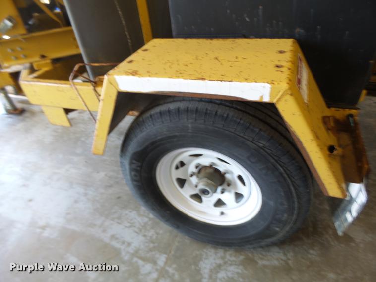 image for item AW9537 Bandit 250XP wood chipper