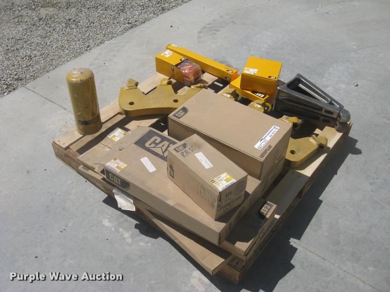 image for item AX9272 Caterpillar RM500 reclaimer parts