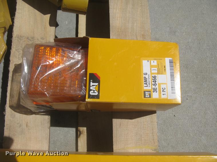 image for item AX9272 Caterpillar RM500 reclaimer parts