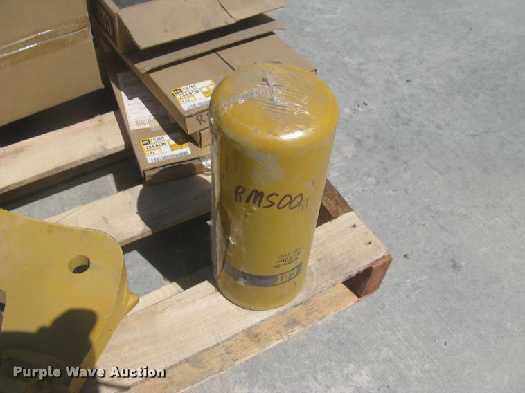 image for item AX9272 Caterpillar RM500 reclaimer parts