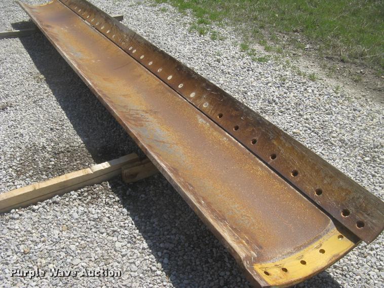 image for item AX9275 Moldboard